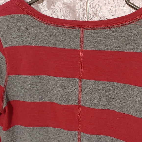 Mossimo top - Picture 4 of 4